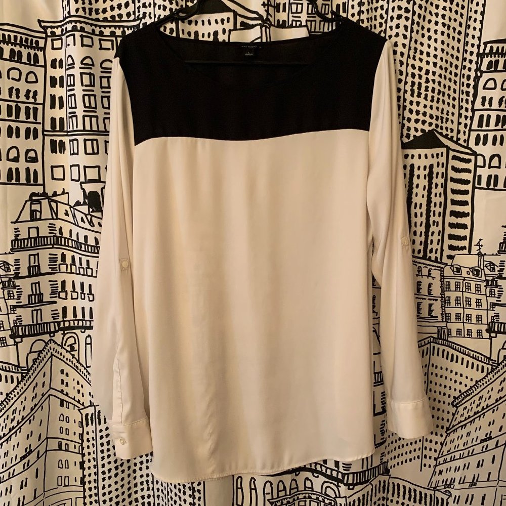 Ann Taylor Black/White Color Block Blouse